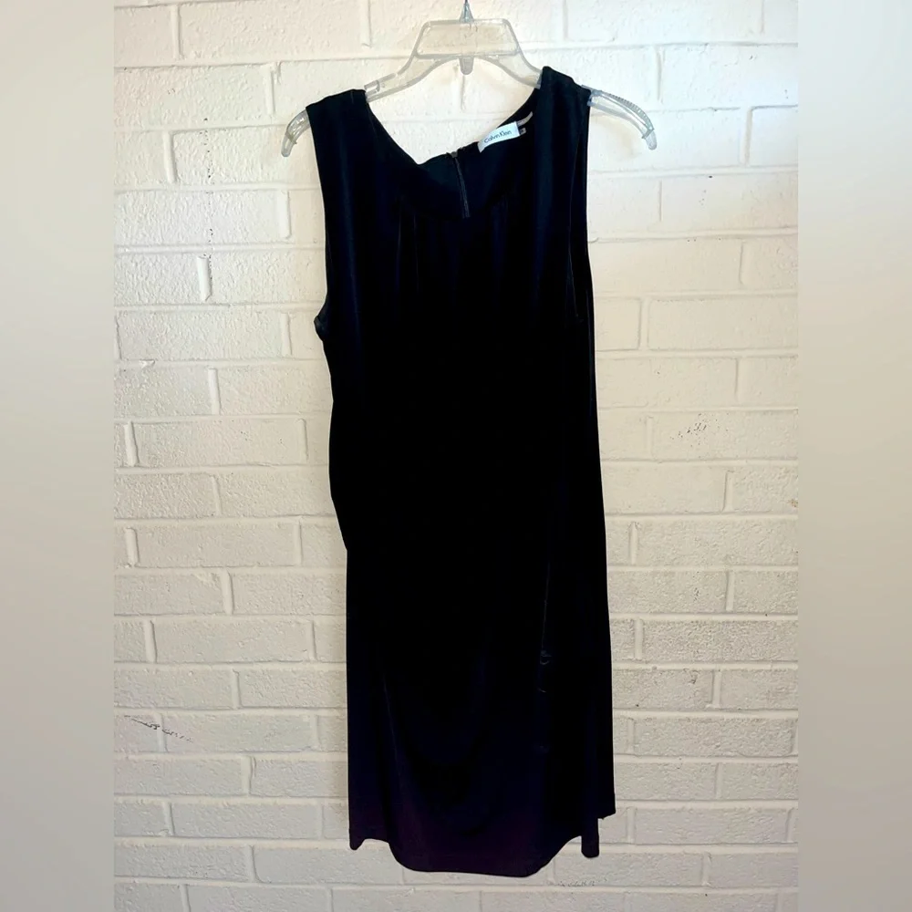 Calvin Klein Size 14 Blk Sleeveless Shift Dress